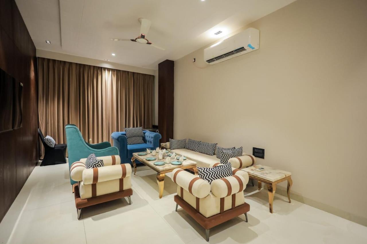 Hotel Midas Inn Mathura Exterior foto
