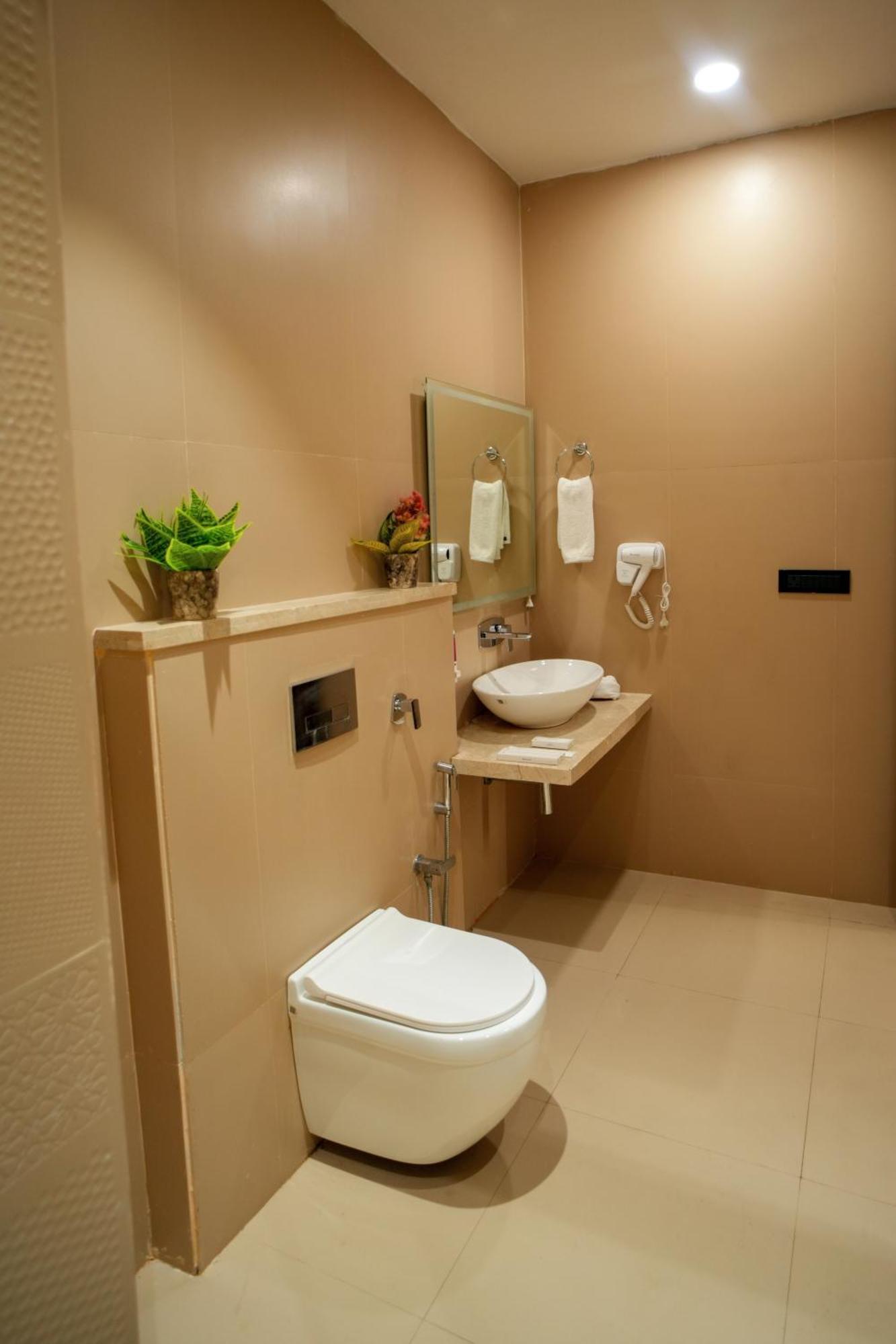 Hotel Midas Inn Mathura Exterior foto