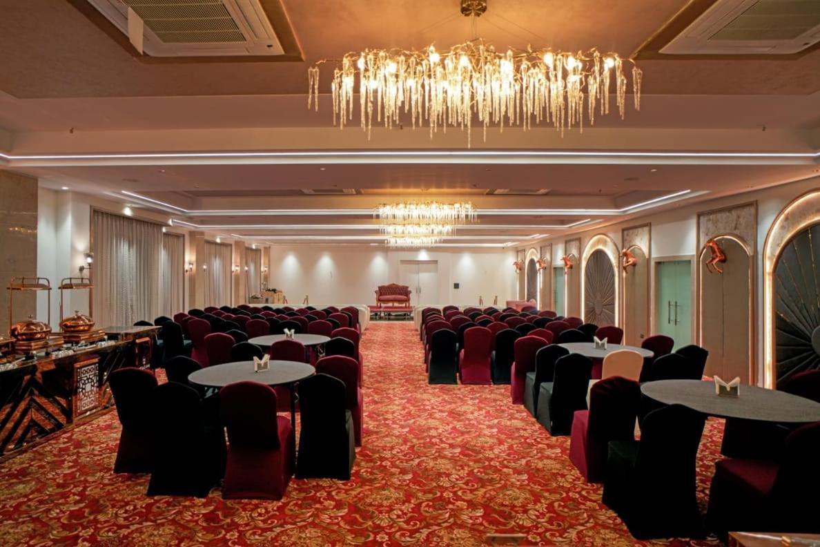 Hotel Midas Inn Mathura Exterior foto